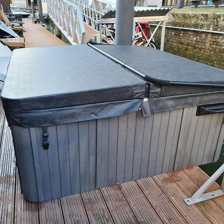 鹿特丹 Wikkelboats At Wijnhaven酒店 外观 照片